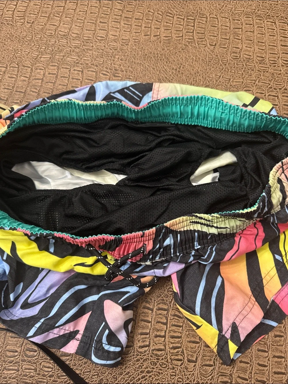 No Boundaries Colorful Smiley Face Swim Trunks Shorts Large